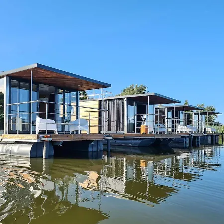 Sunrise Houseboats Apartament *