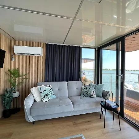 Appartement Sunrise Houseboats *